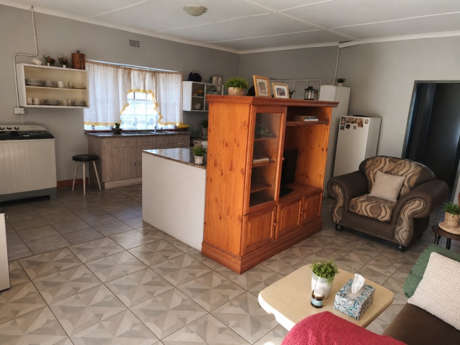 4 Bedroom Property for Sale in Oos Einde North West